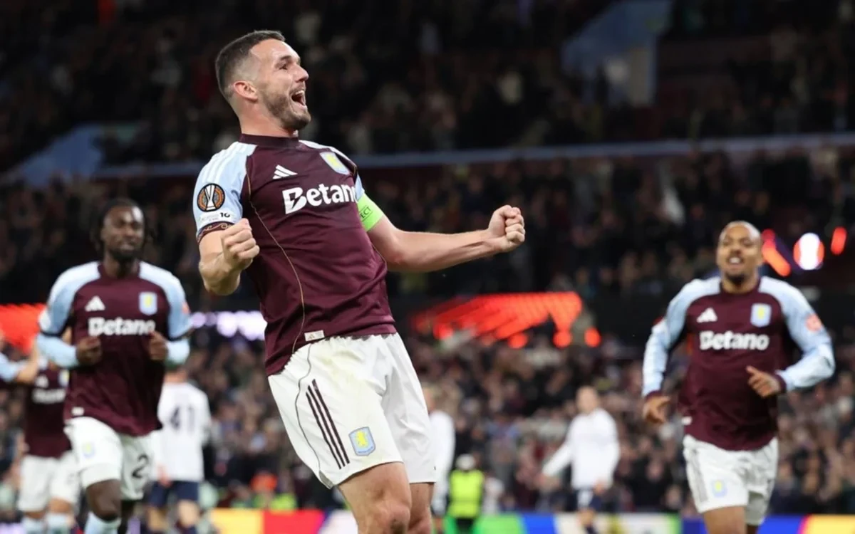 John McGinn thể hiện năng lượng và tinh thần cạnh tranh trong màu áo Aston Villa